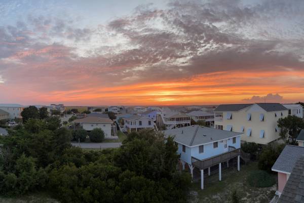 homes-in-aerial-view