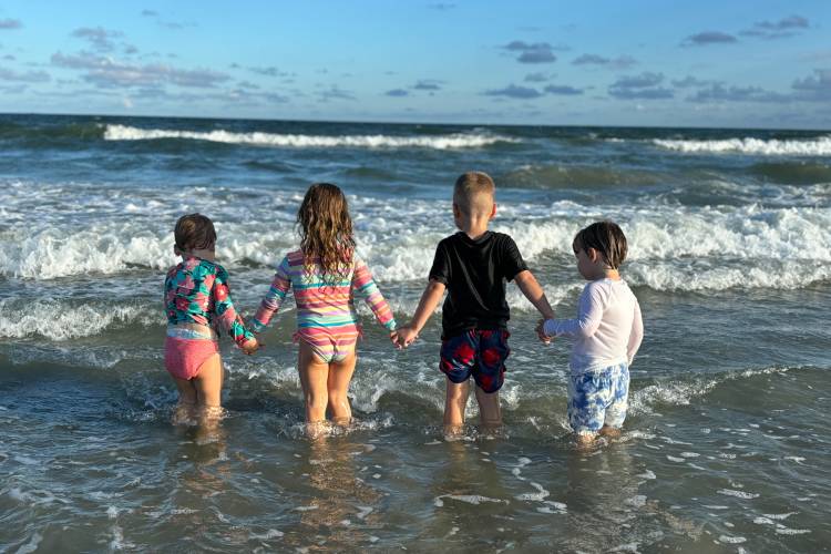kids-in-surf